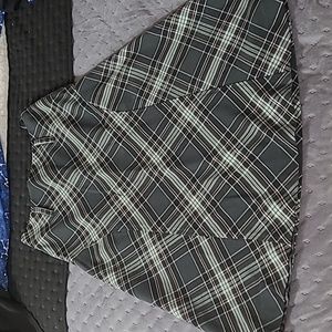 Charcoal Plaid Jones Wear Skirt Size 4